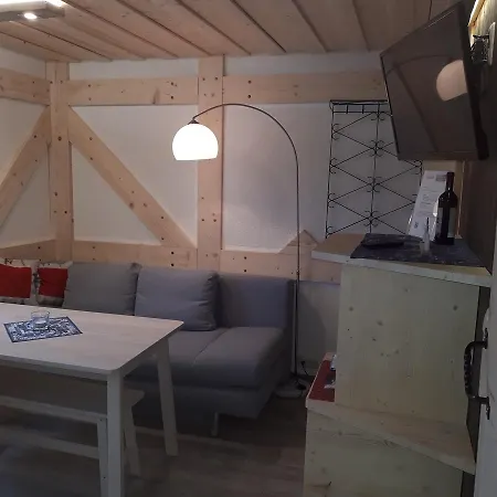 Apartment Aronia Garten *